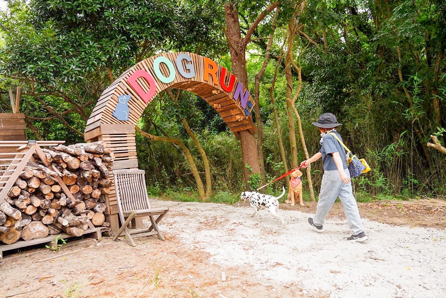 THE DOG DEPT GARDEN RESORT 館山犬石の画像